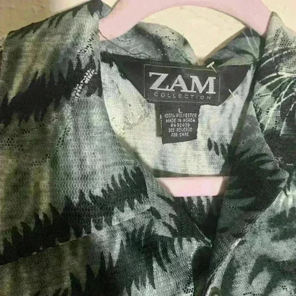 Zam collection Tiger Button Up - Picture 3 of 6
